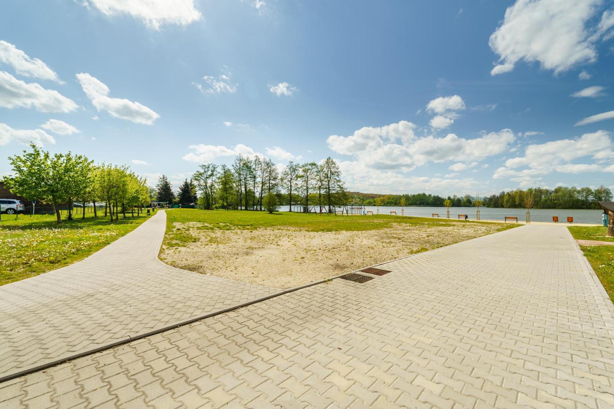 Apartmany Nova Role - Beachcamp Екстер'єр фото